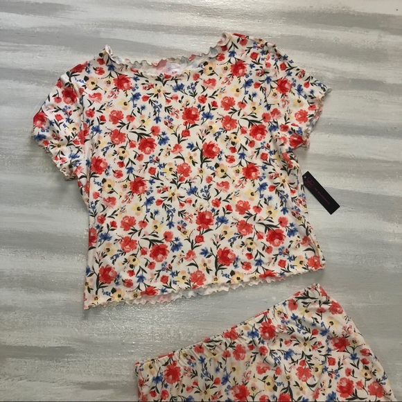 No Boundaries 2 piece floral set L/XL - Picture 3 of 6